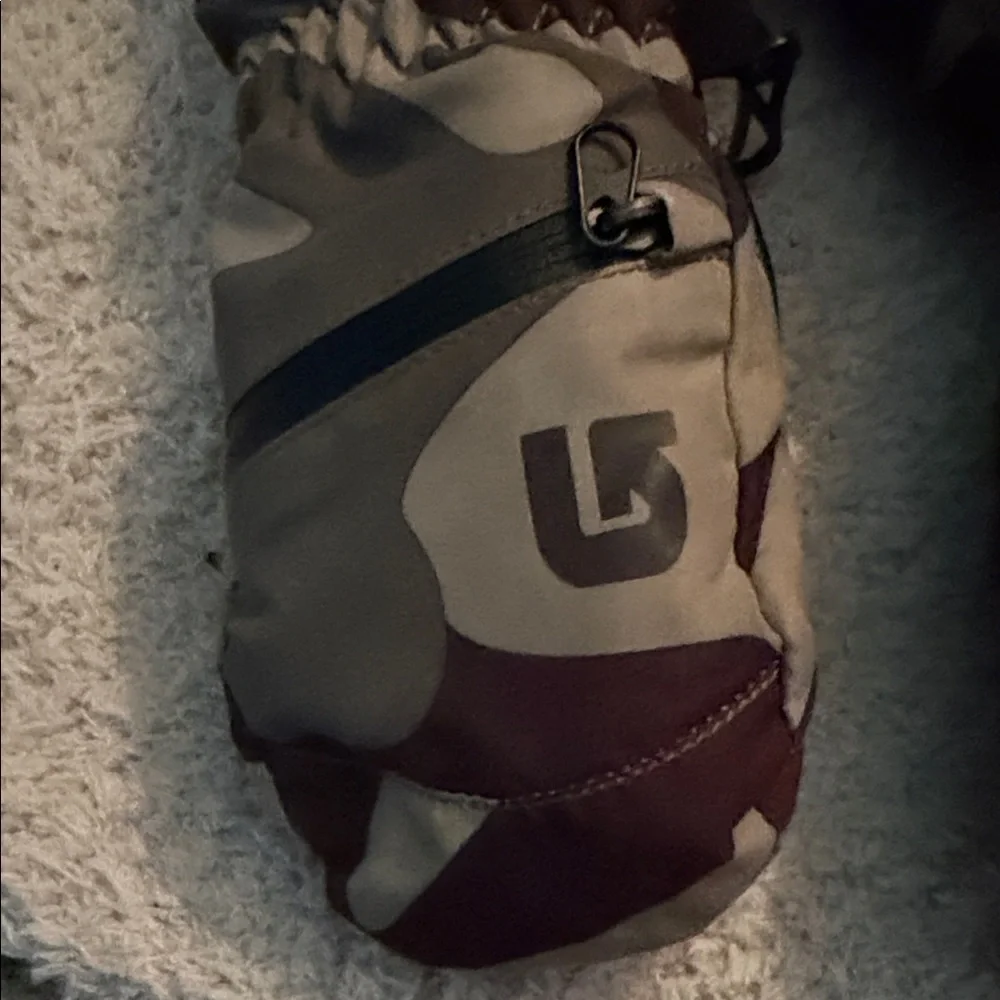 Burton Camouflage Winter mittens
